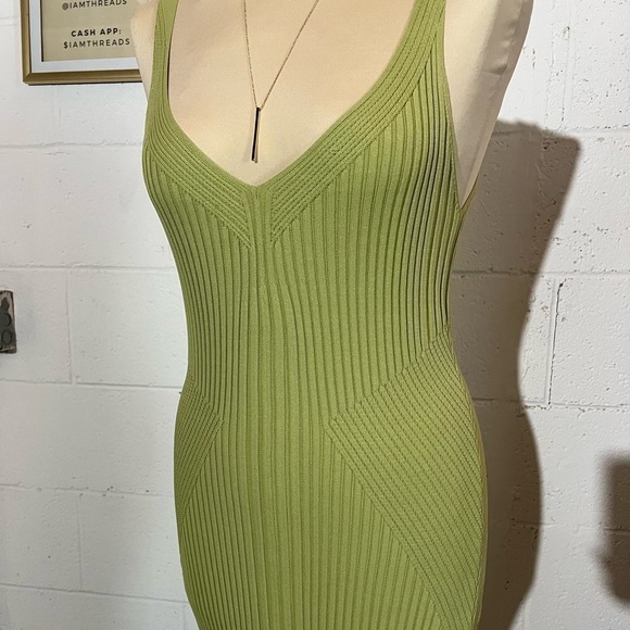 Lime green bodycon midi dress | Only worn once | Miss Lola - Picture 7 of 11